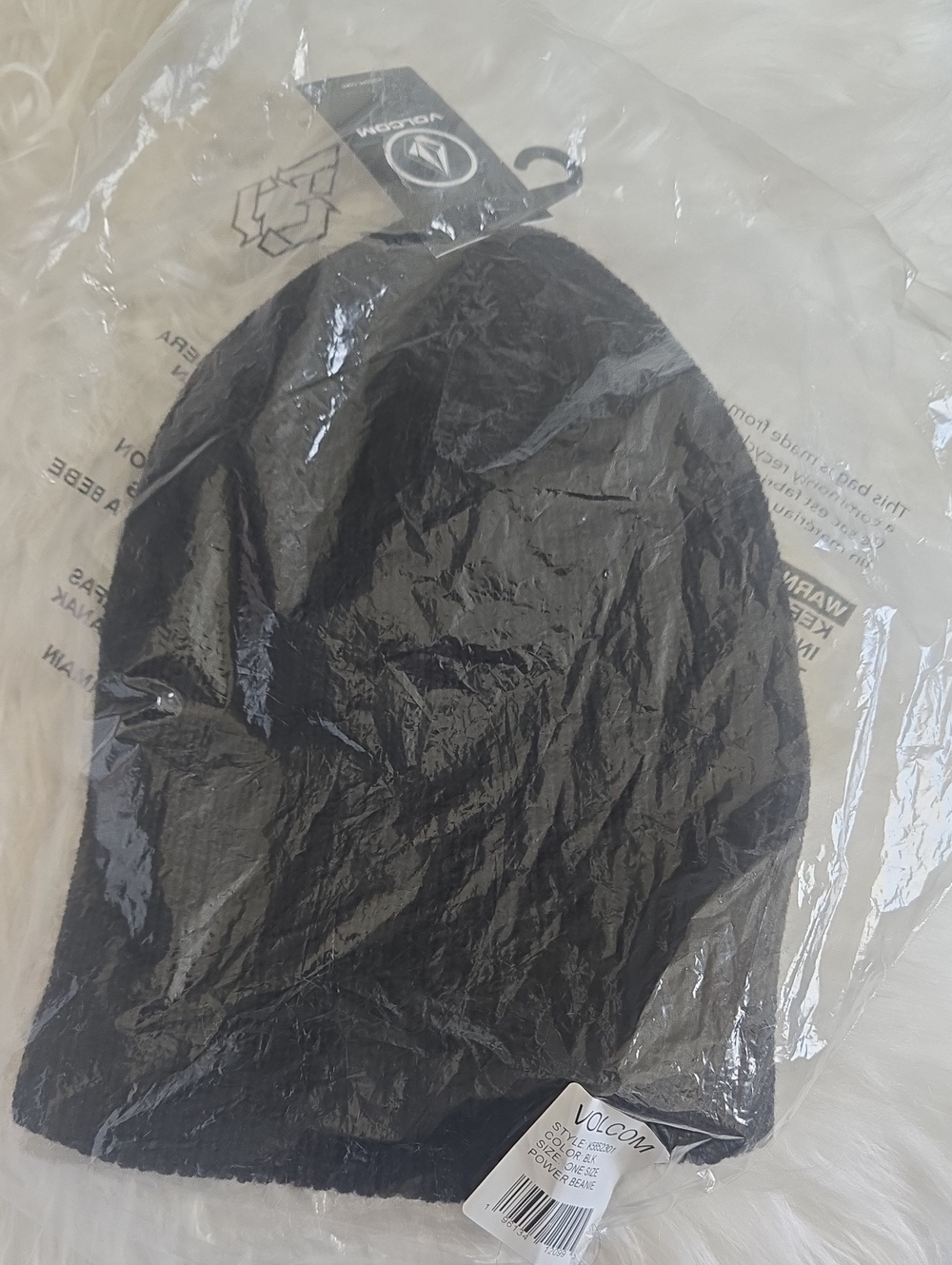 Volcom Black Ribbed Knit Beanie